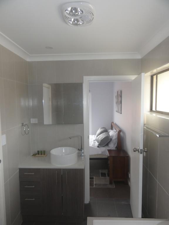 Prime Location & Spacious Adelaide Buitenkant foto
